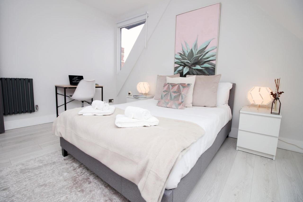 New 2 Bed Comfort - Functional - Secure - Private Cardiff Exterior foto