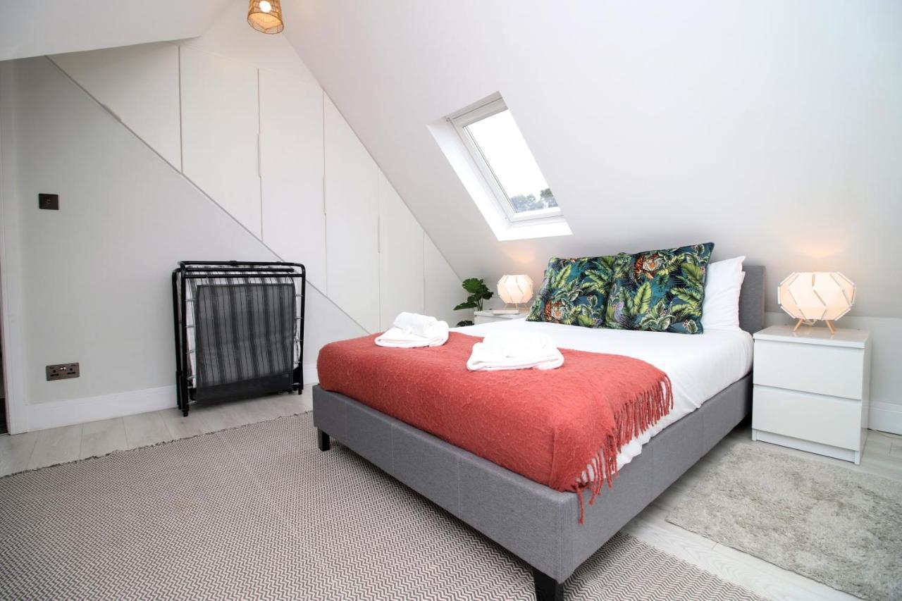 New 2 Bed Comfort - Functional - Secure - Private Cardiff Exterior foto