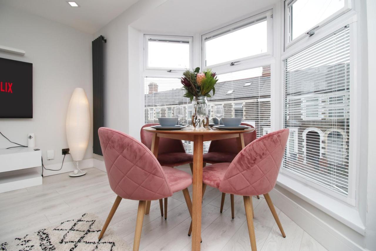 New 2 Bed Comfort - Functional - Secure - Private Cardiff Exterior foto