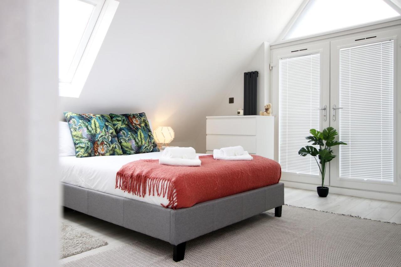 New 2 Bed Comfort - Functional - Secure - Private Cardiff Exterior foto